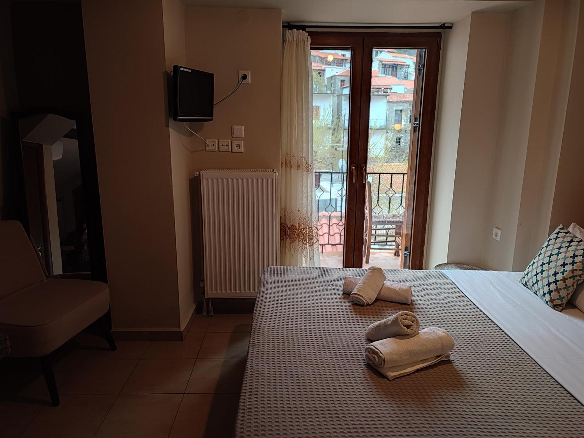 Guesthouse Axieros Samothraki Ngoại thất bức ảnh